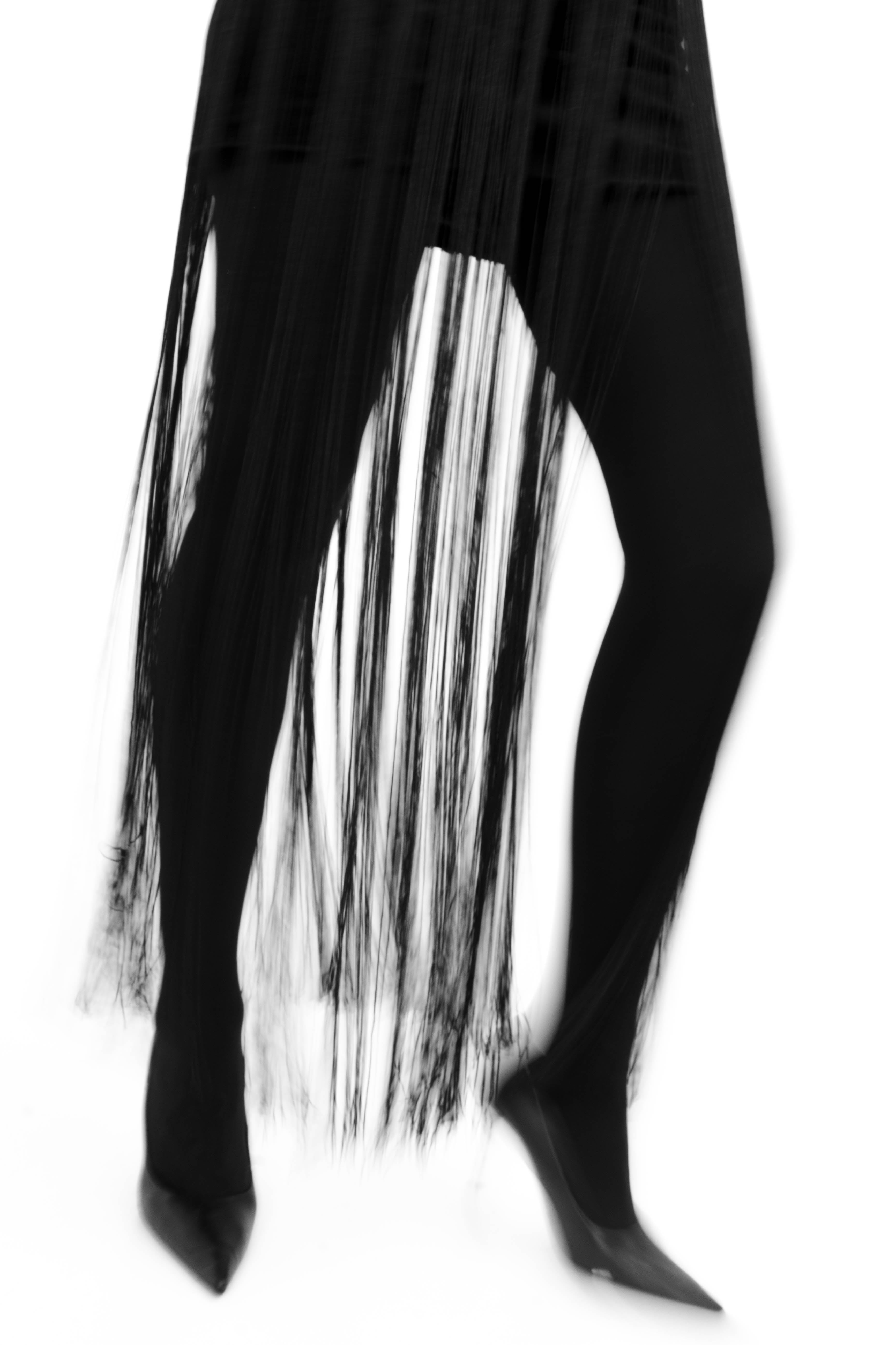 Long tassel skirt in black - Just try