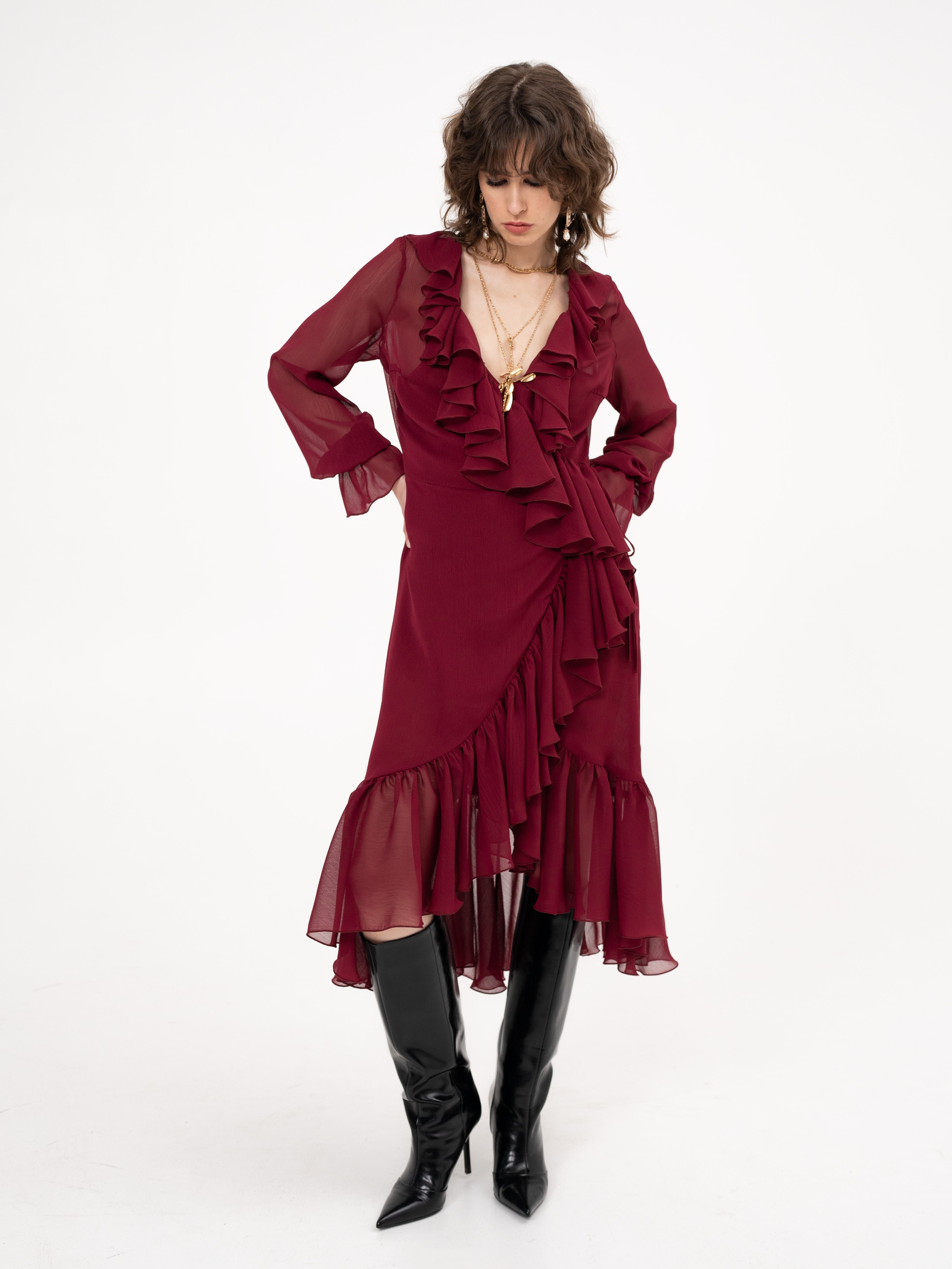 Ruffle chiffon midi dress with long sleeves in burgundy - Living for Love