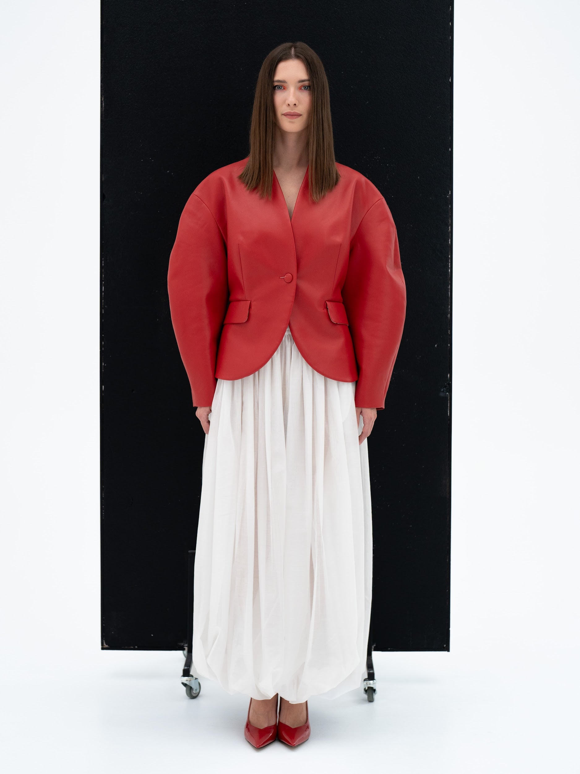 HI NO TORI RED FAUX SCULPTED BLAZER