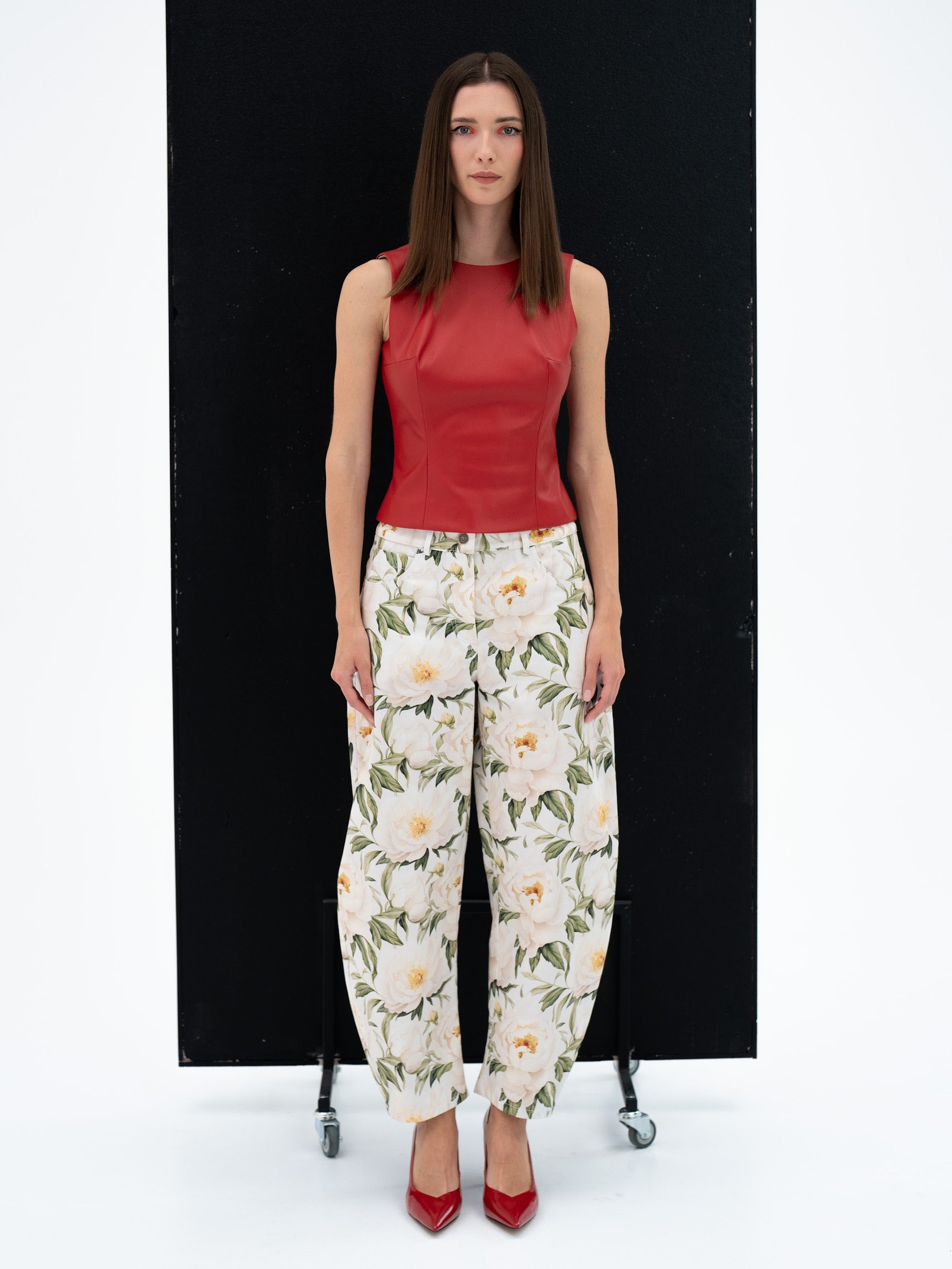 floral balloon pants, floral trousers women, balloon leg pants, floral print trousers, designer floral pants, peony print trousers, women's statement pants, contemporary womenswear, artistic fashion, luxury women's clothing, floral designer trousers, romantic fashion, printed trousers women, Amoriter pants, floral balloon leg trousers