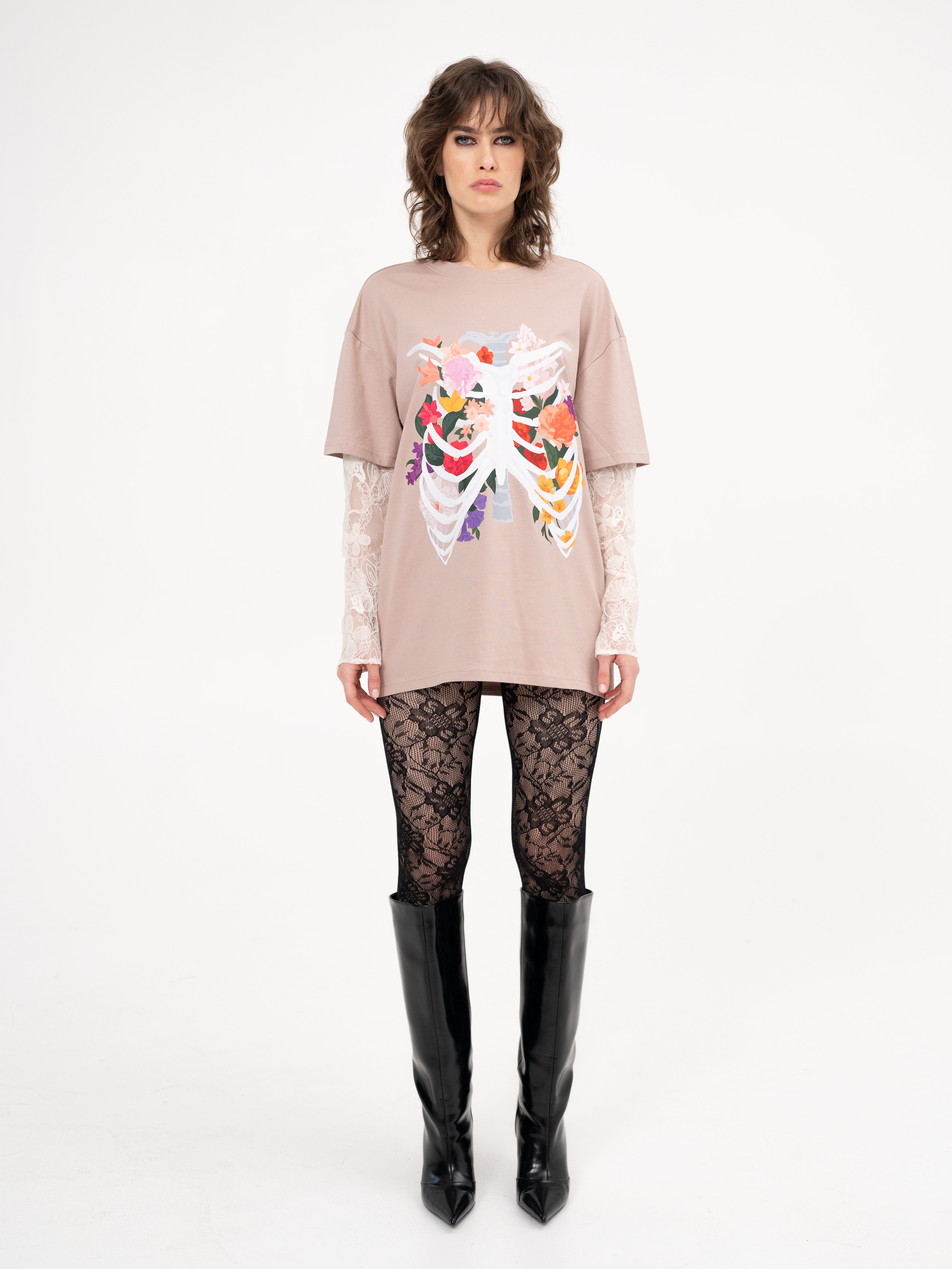 T-shirt with under-layer lace  long sleeves - Smells Like Teen Spirit