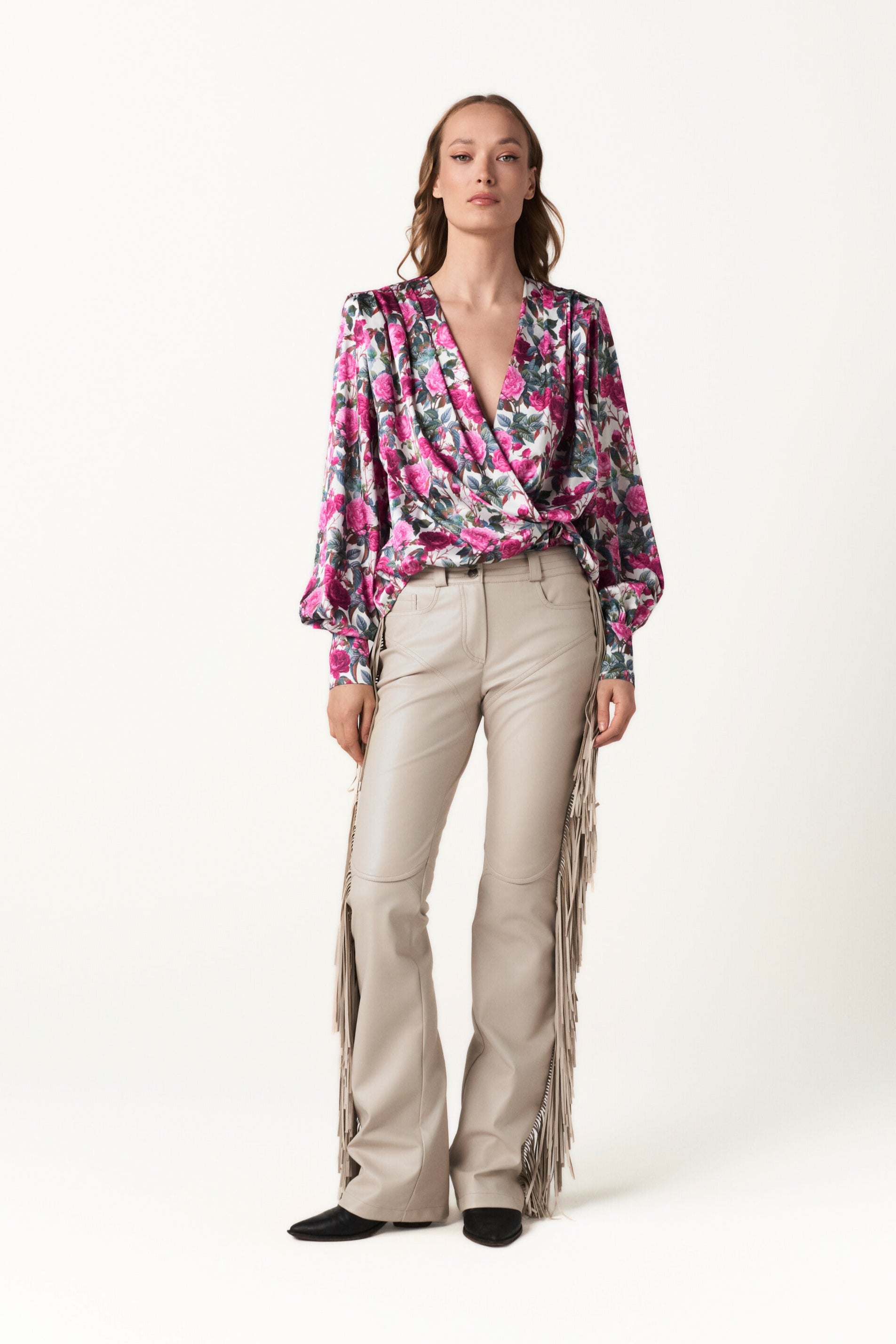 Jean taille mi-haute et jambe large « Love Journey »