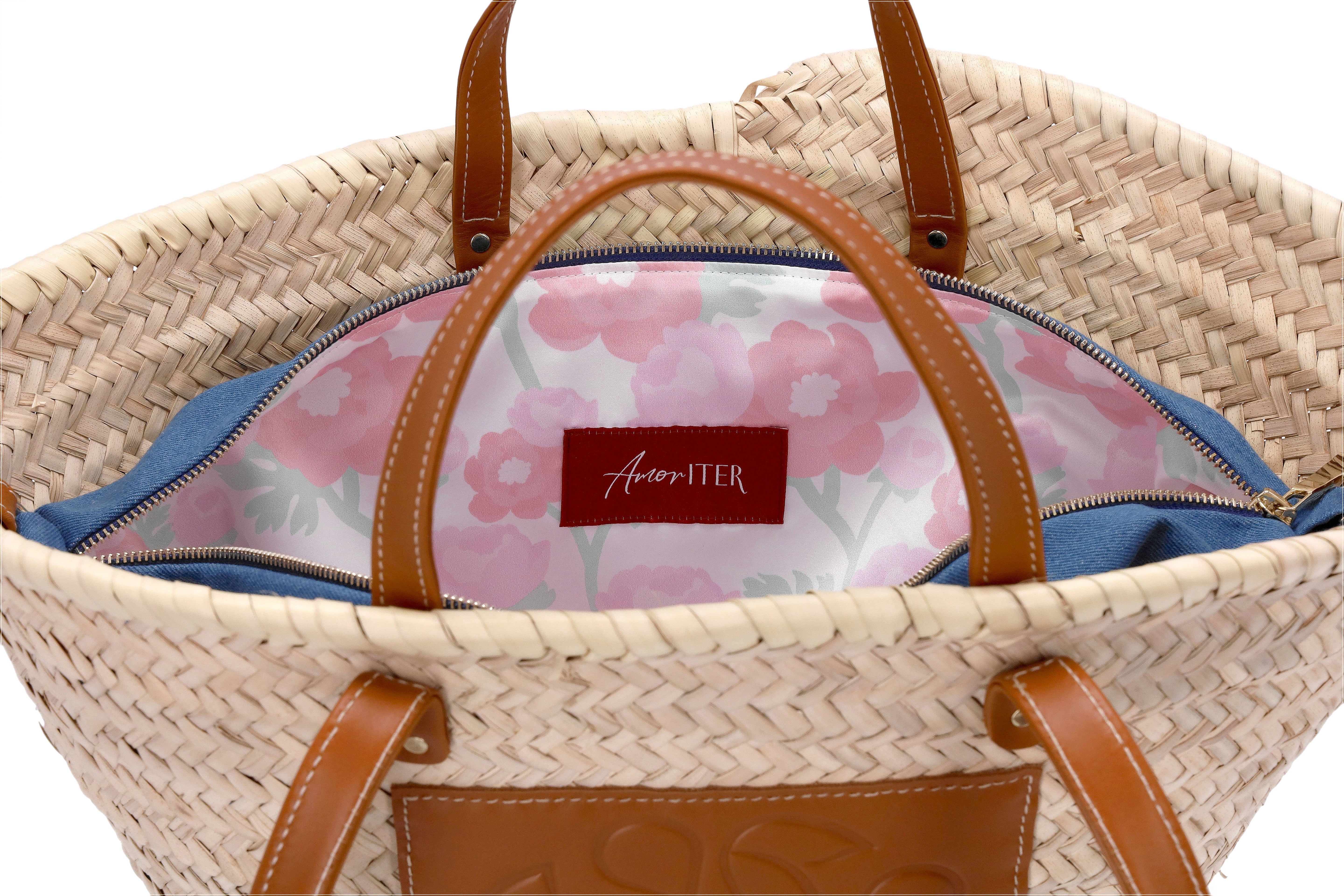 Summer voyage straw basket bag