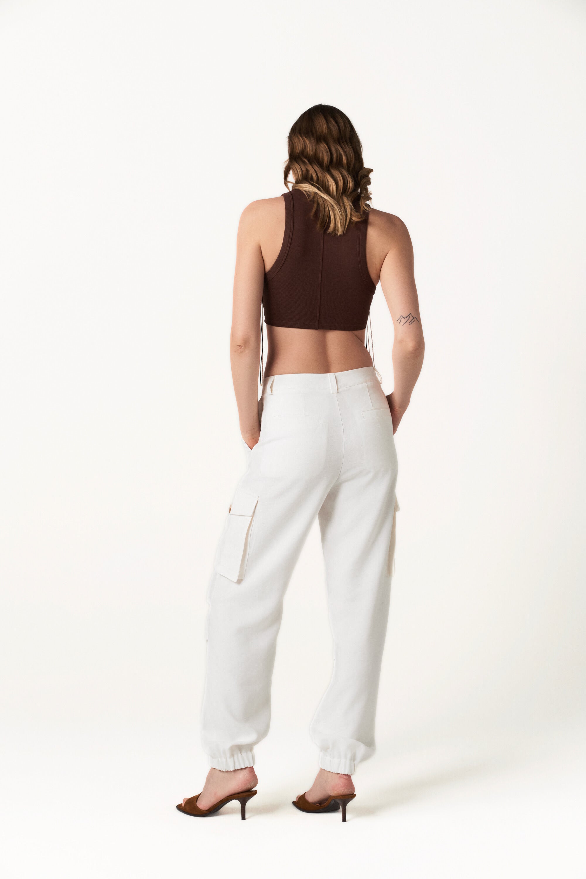 Jean taille mi-haute et jambe large « Love Journey »